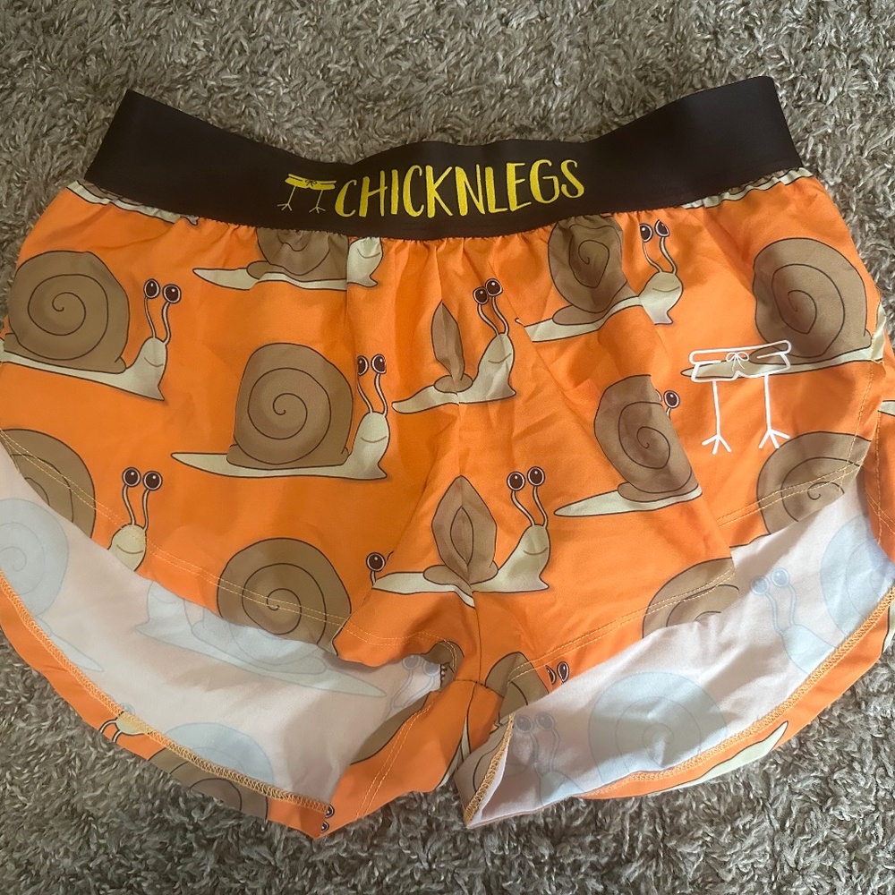 Chicknlegs Women's Snail Running Shorts